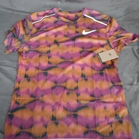 NIKE MEN'S T-SHIRT – PURPLE & ORANGE TIE-DYE PATTERN (M)
