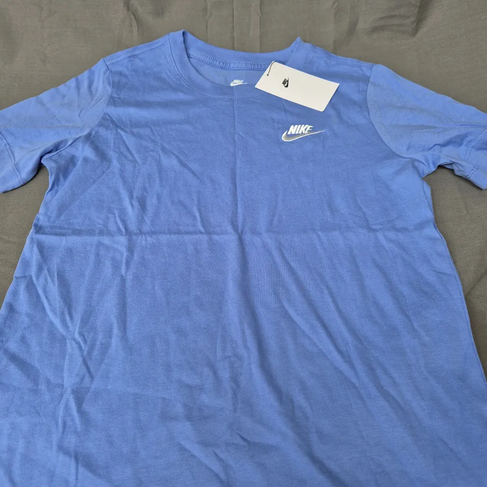 NIKE LOGO CASUAL TEE - KIDS - LARGE