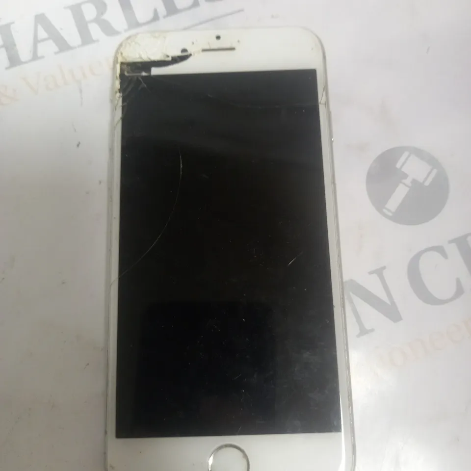 APPLE IPHONE WHITE MODEL A1688