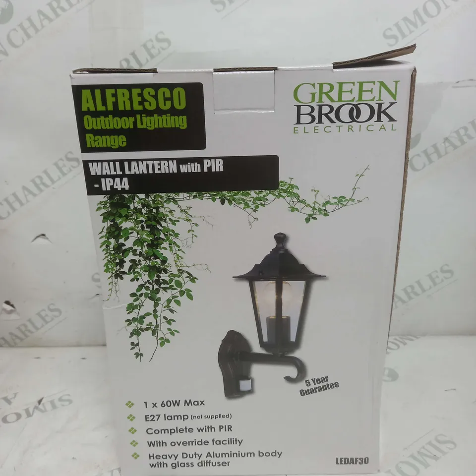 GREENBROOK OUTDOOR COACH LANTERN WITH MOTION SENSOR