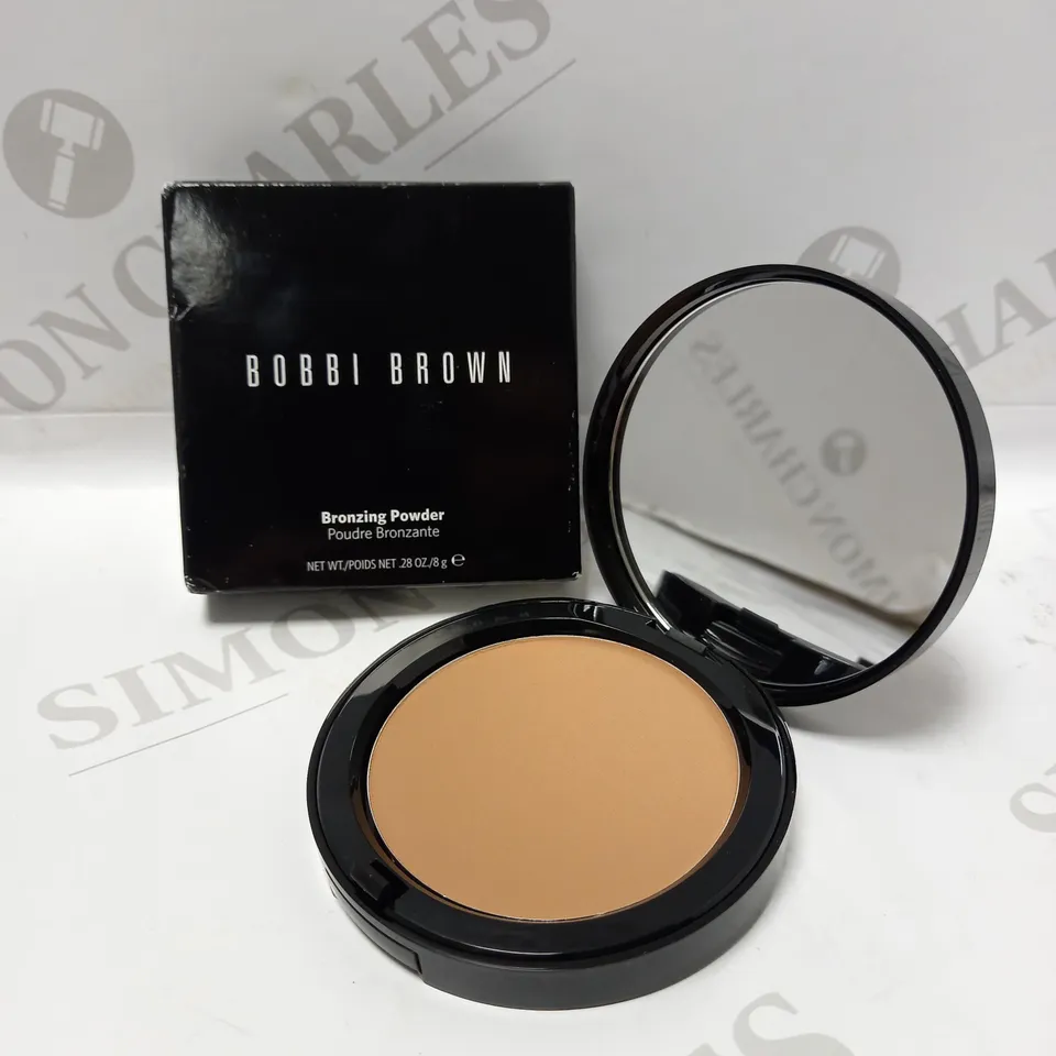 BOBBI BROWN BRONZING POWDER - GOLDEN LIGHT 1