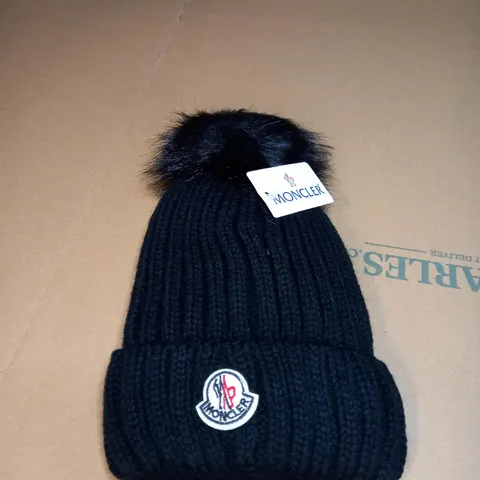 MONCLER BOBBIE HAT 
