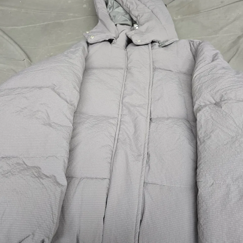 BOOHOO WOMEN'S GREY PUFFER JACKET, UK 16