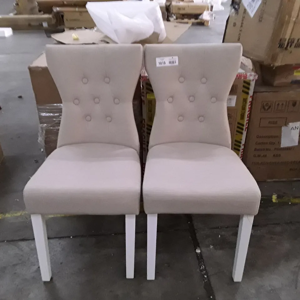 PAIR OF CREAM FABRIC DINING CHAIRS 