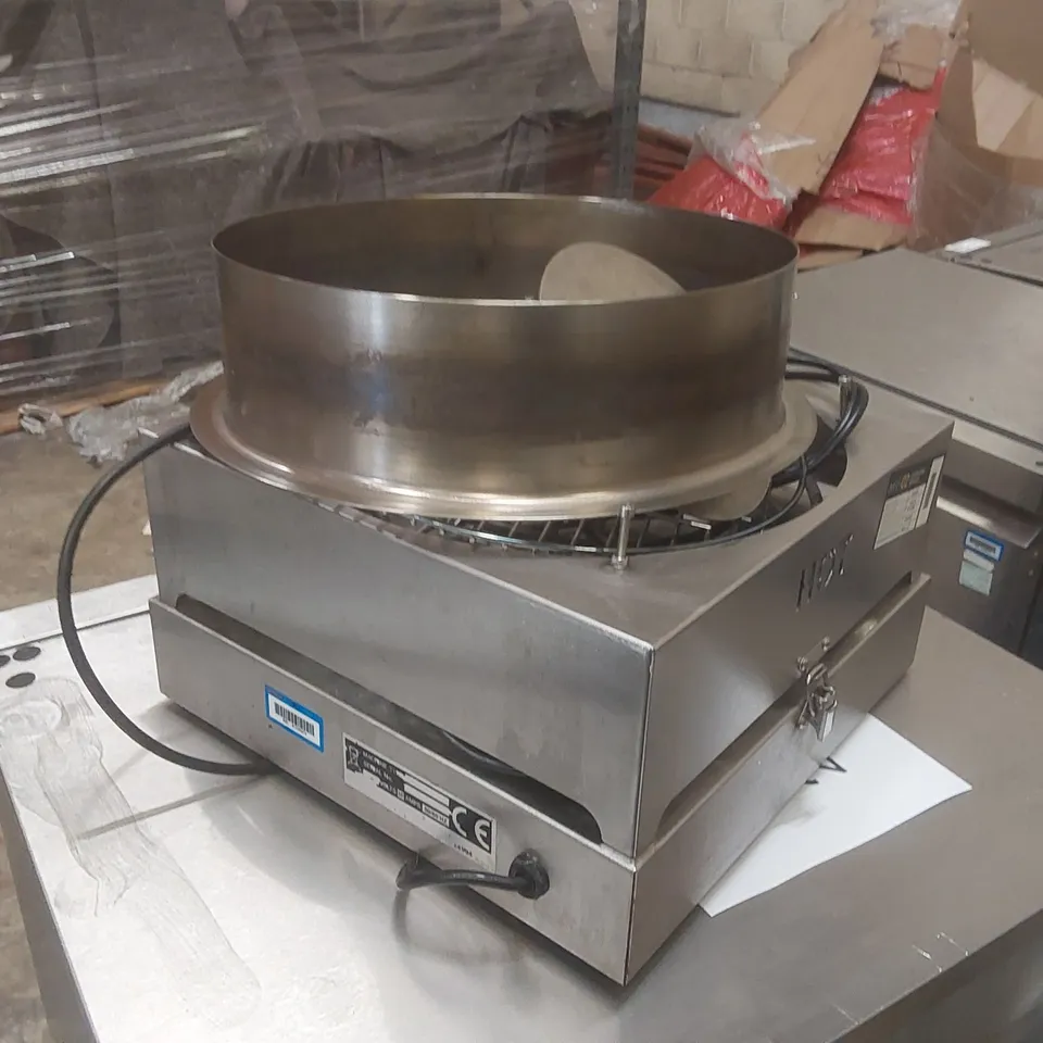 PC2000 COMMERCIAL PIZZA CAPPER MACHINE