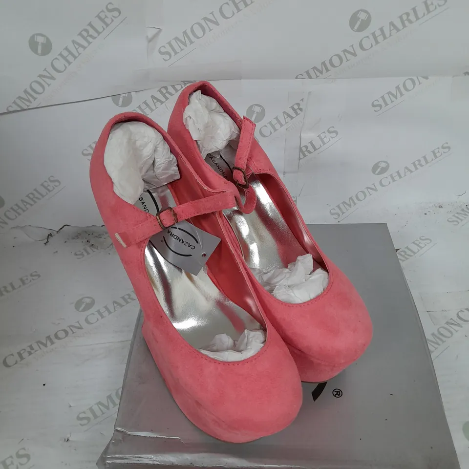 BOXED PAIR OF CASANDRA PLATFORM STRAP SHOE IN CORAL SUEDE SIZE 5