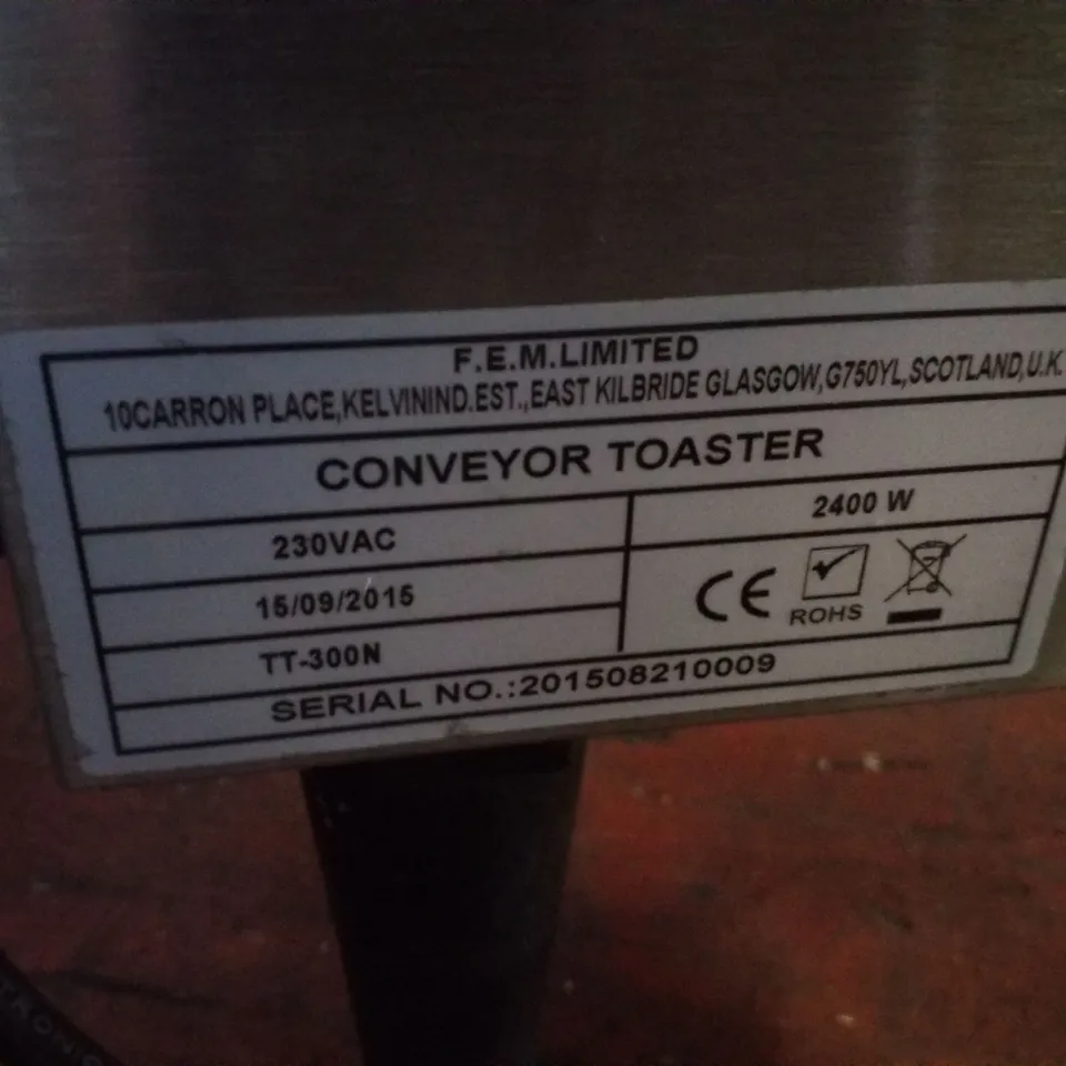 CHEFMASTER TT-300N CONVEYOR TOASTER 