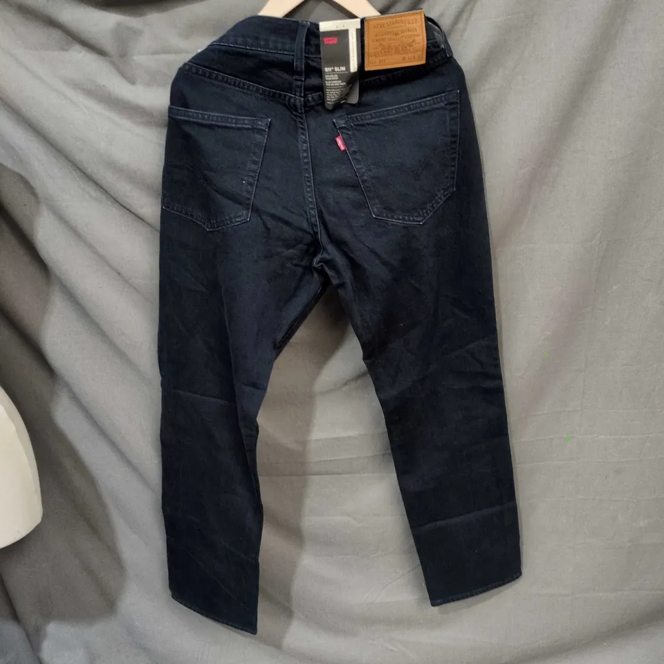 LEVI'S PREMIUM JEANS – DARK DENIM, 32X32 – MEN'S