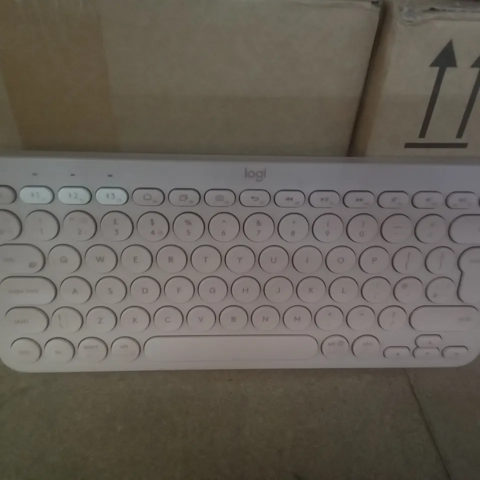 LOGITECH K380 MULTI-DEVICE BLUETOOTH WIRELESS KEYBOARD - PINK