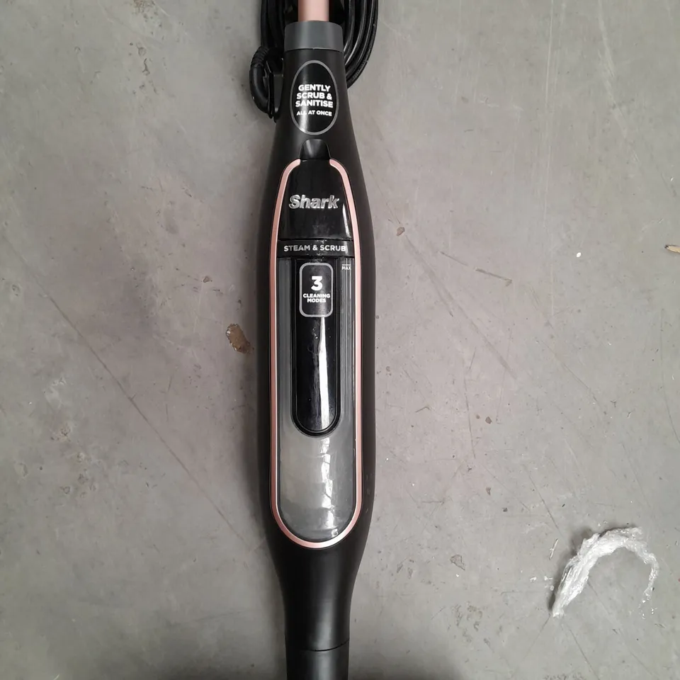 SHARK STEAM SCRUBBER WITH STEAM BLAST S7201 / COLLECTION ONLY