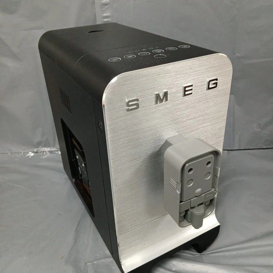 BOXED SMEG BCC13 BEAN TO CUP COFFEE MACHINE