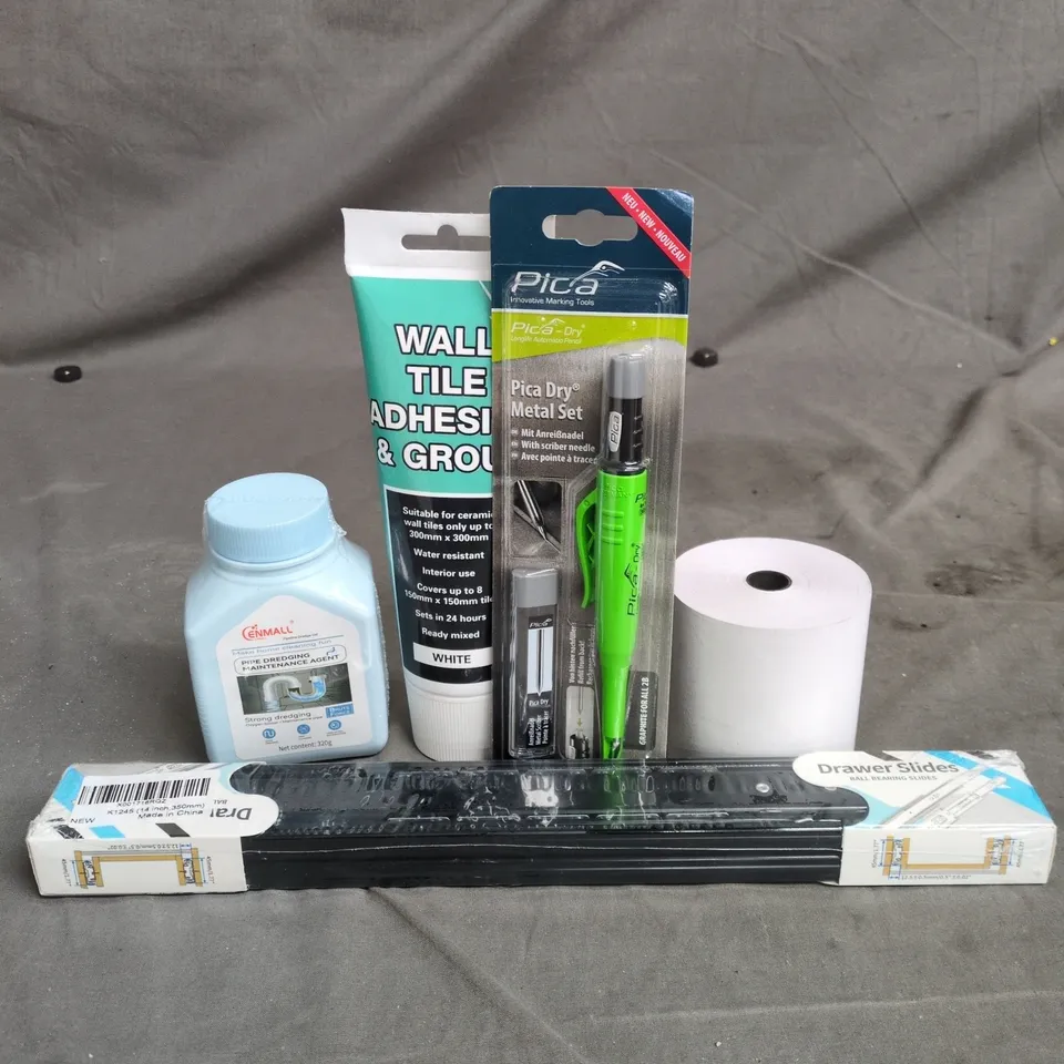 APPROXIMATELY 15 ASSORTED HOUSEHOLD ITEMS TO INCLUDE PICA DRY METAL SET, TILL ROLL AND DRAWER SLIDES