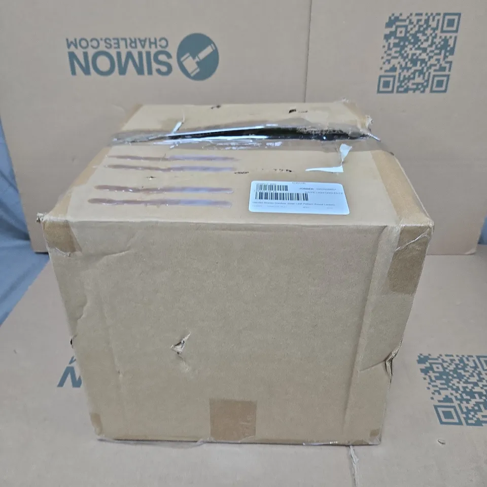 GARDEN STORIES SOLAR LANTERN