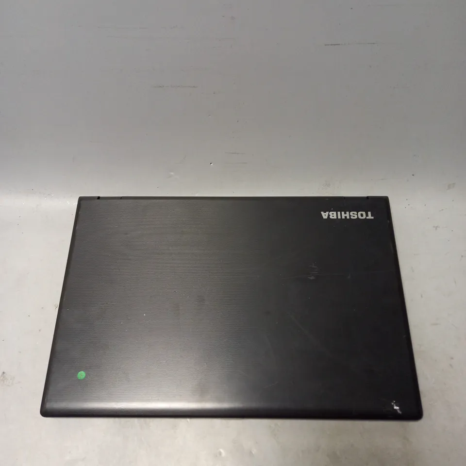 TOSHIBA SATELLITE PRO R50-B LAPTOP IN BLACK