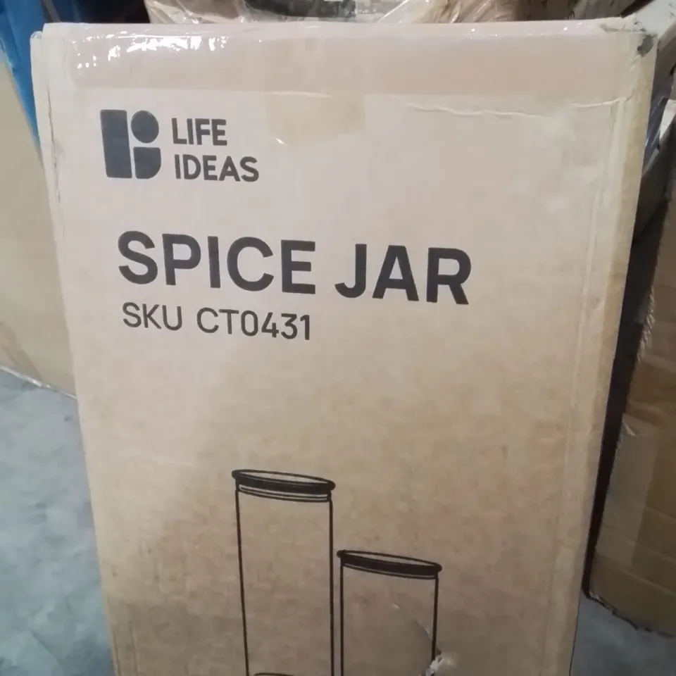 BOXED SPICE JARS