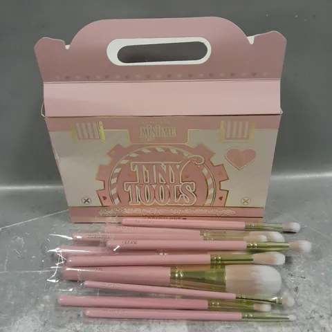 BOXED P.LOUISE TINY TOOLS BRUSH SET 