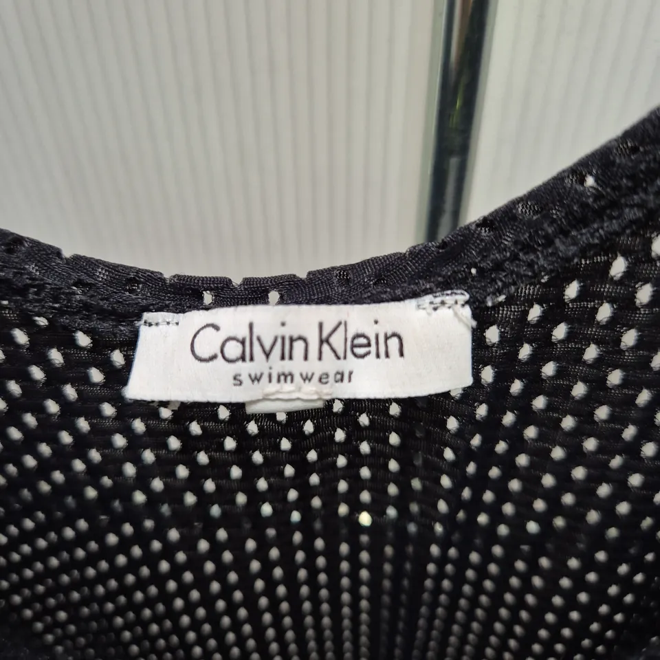 CALVIN KLEIN SWIMWEAR BLACK MESH COVER-UP - S