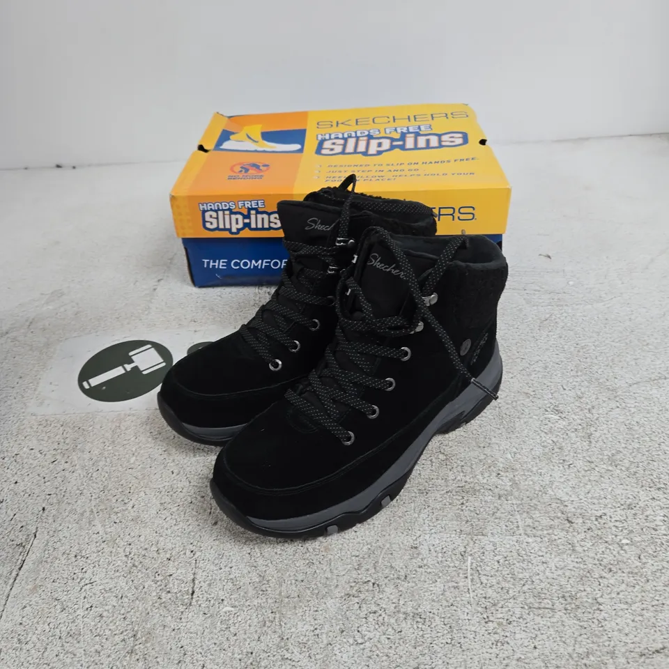 SKECHERS TREGO WATERPROOF BOOTS – BLACK – UK 7