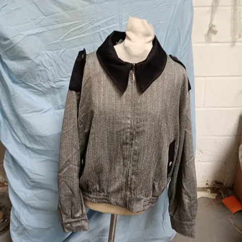 LAMIER GREY COLLARED JACKET DEVON