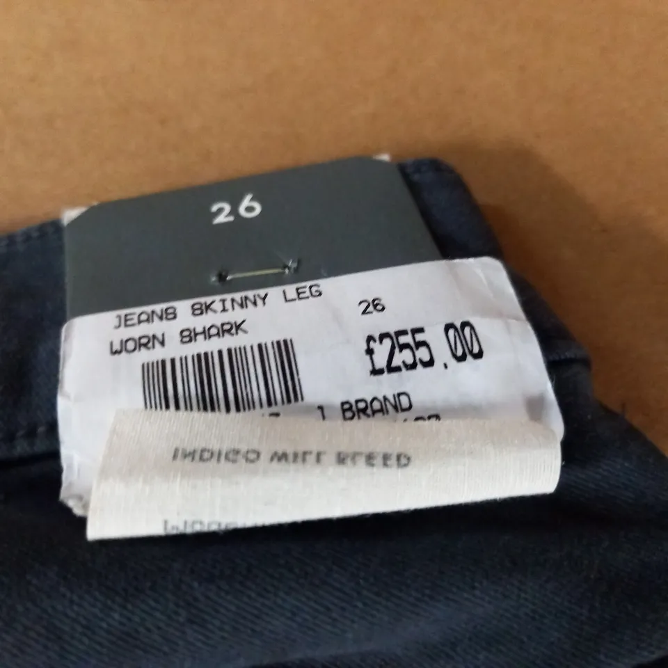 BRAND NEW J BRAND AGNES LOW RISE MODERN MOTO ZIP JEANS IN WORN SHARK - 26