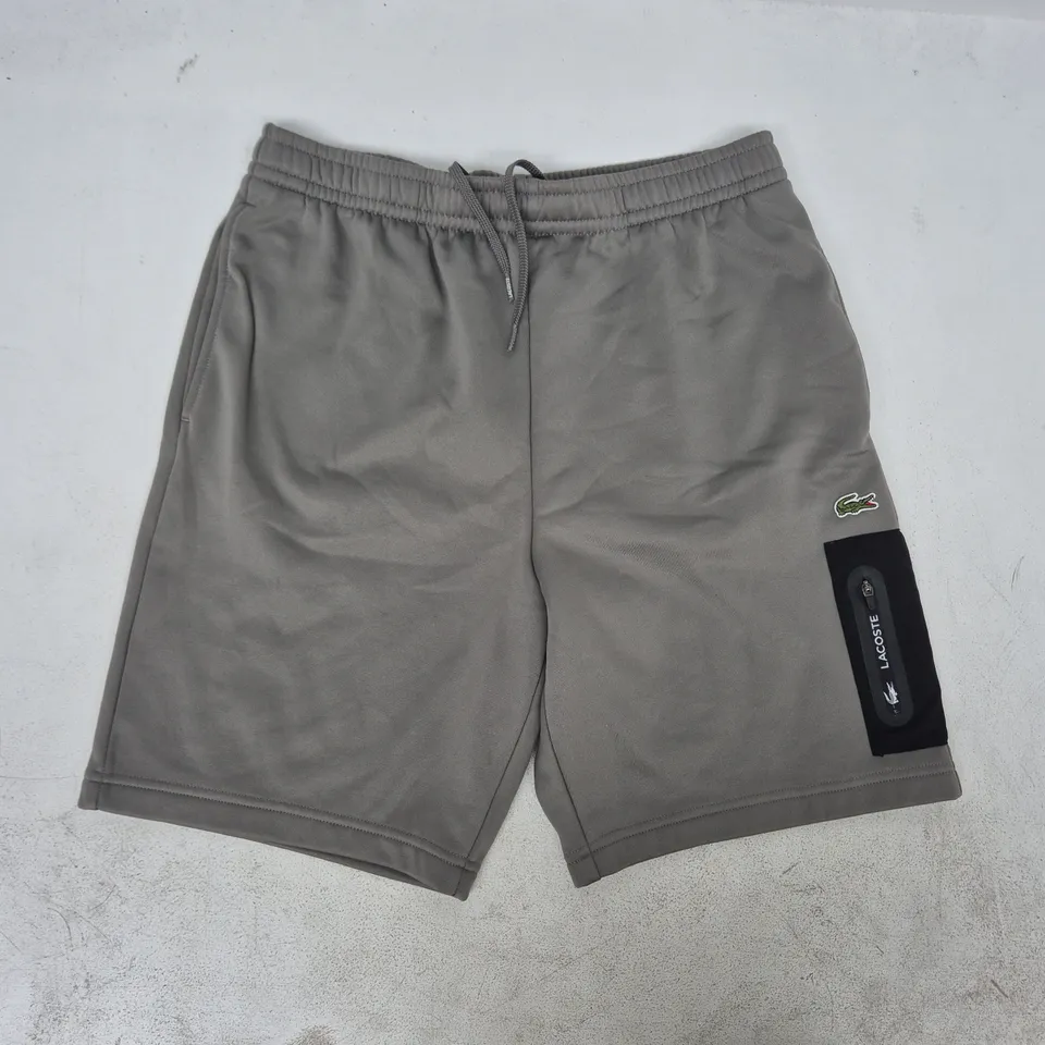 LACOSTE FLEECE SHORTS IN GREY SIZE 4