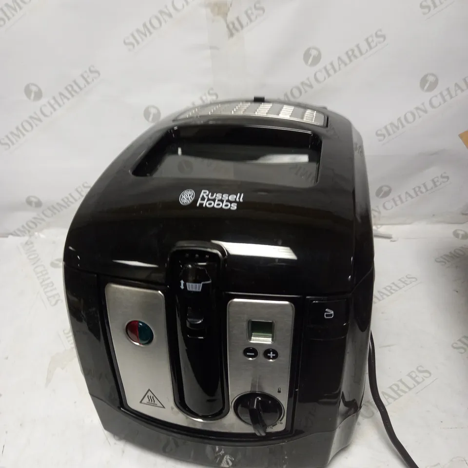 RUSSELL HOBBS DIGITAL DEEP FRYER