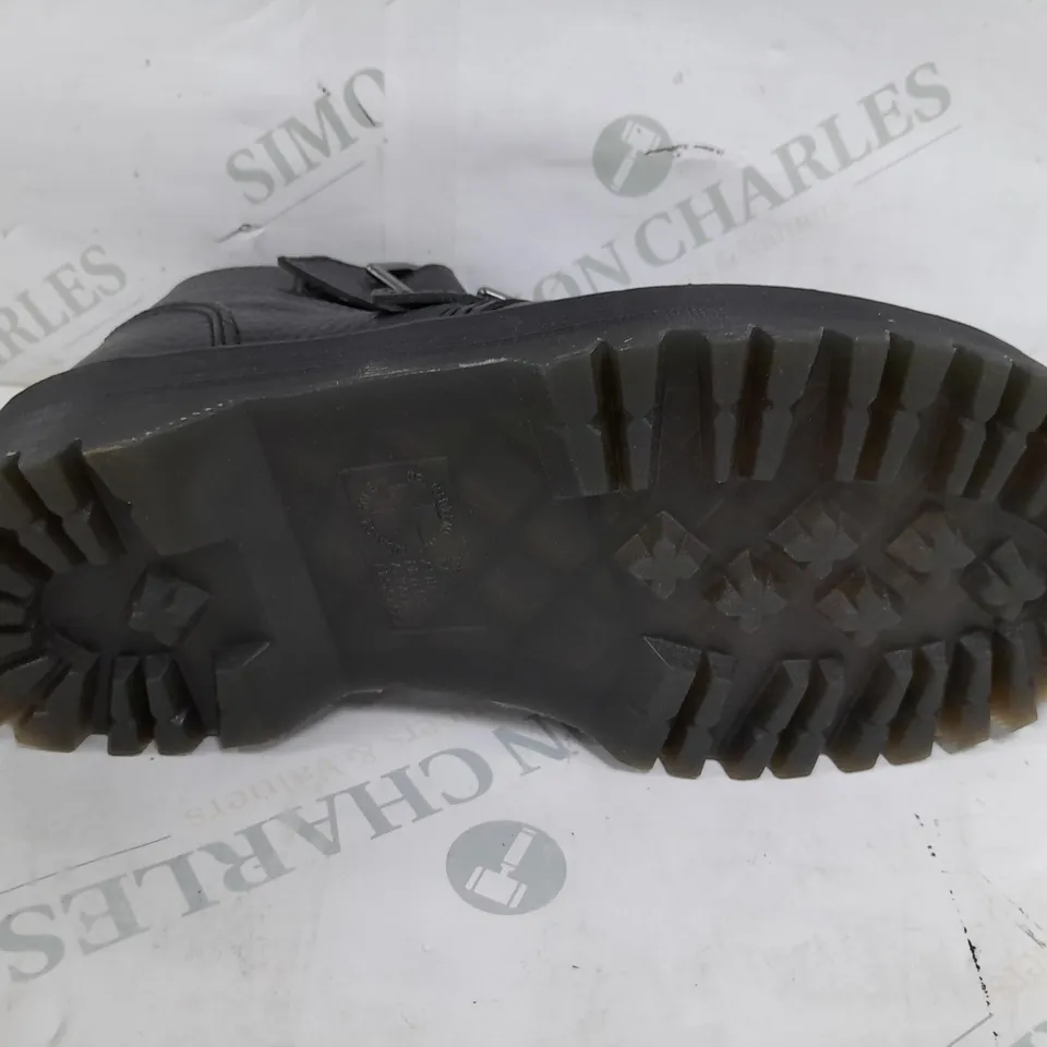 PAIR OF DR MARTENS HEART BUCKLE RAISED BOOTS IN BLACK - UK 5