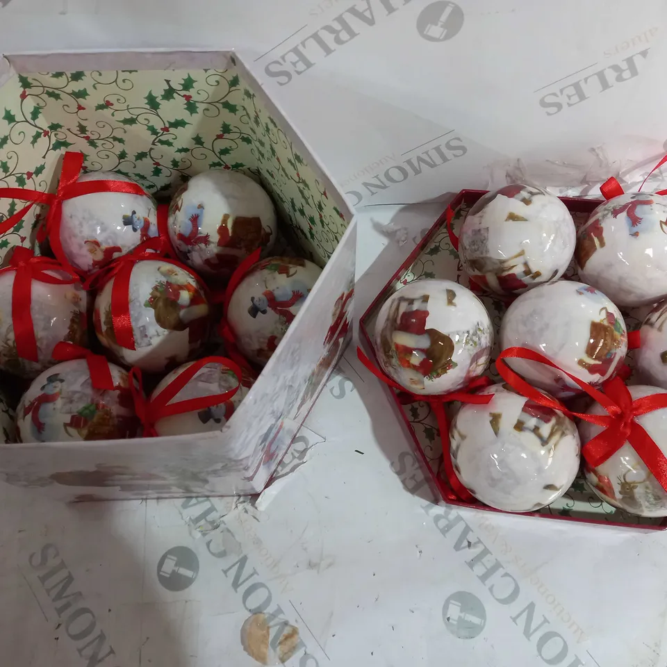 FESTIVE SET OF 14 DECOUPAGE BAUBLES IN DECORATIVE BOX 