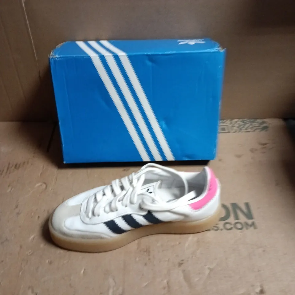 ADIDAS SAMBA TRAINERS – WHITE WITH NAVY STRIPES - UK SIZE 3.5
