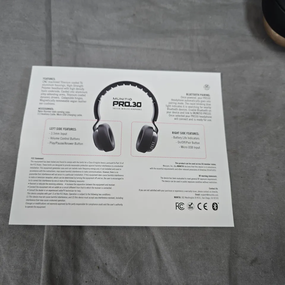 BRAND NEW BOXED MUNITIO PRO30 BRUSHED GOLD WIRELESS HEADPHONES 2AQPX-PRO30