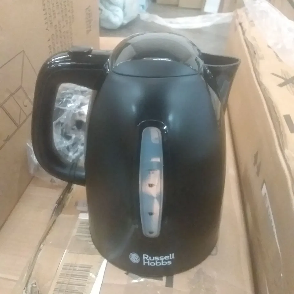 BOXED RUSSELL HOBBS TEXTURES 1.7L PLASTIC BLACK KETTLE