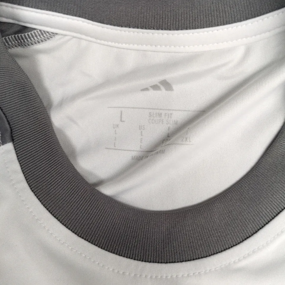 ADIDAS CLIMACOOL SLIM FIT TEE IN WHITE/GREY - LARGE