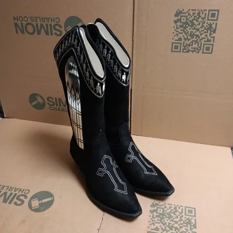KOI BLACK SUEDE KNEE-HIGH BOOTS – WHITE EMBROIDERY, SIZE 5 UK