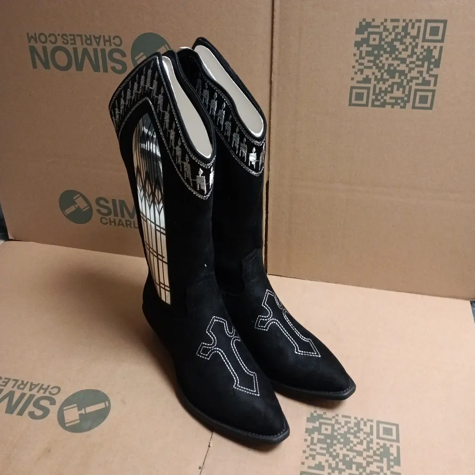 KOI BLACK SUEDE KNEE-HIGH BOOTS – WHITE EMBROIDERY, SIZE 5 UK