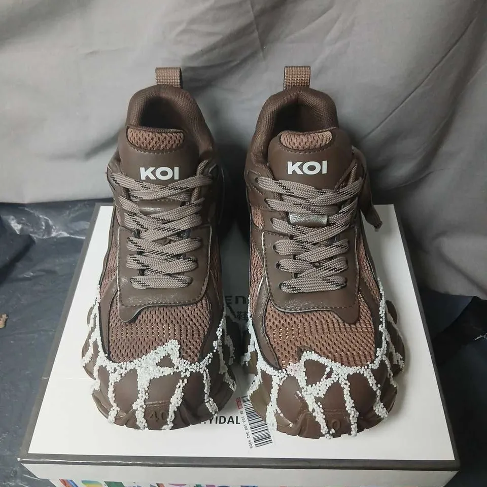 KOI BROWN MESH RUNNER SNEAKERS –