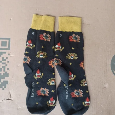 ON THAT ASS PAIR OF SOCKS IN BLACK SIZE UNSPECIFIED