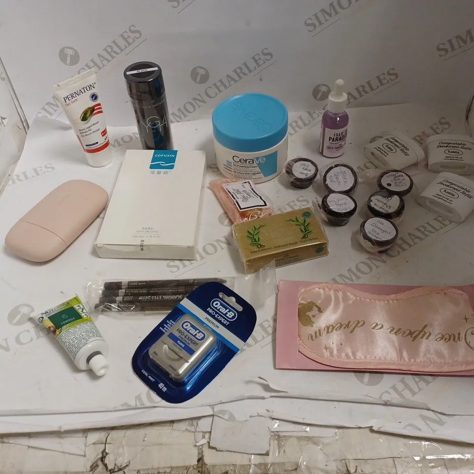 LOT OF APPROX 20 ASSORTED HEALTH AND BEAUTY PRODUCTS TO INCLUDE - CERA VE SOOTHING CREAM, FACE AND BODY SELF TANNING DROPS