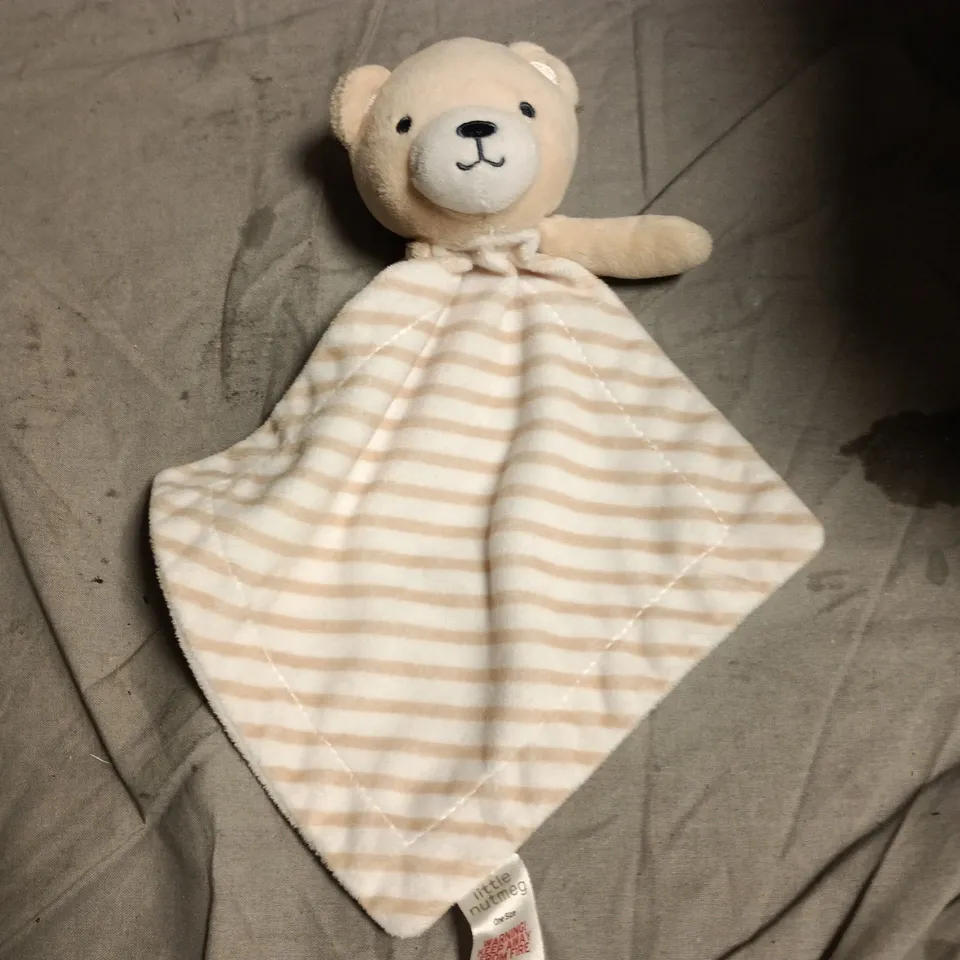 BOX OF APPROXIMATELY 20 ASSORTED TOYS INCLUDING INFLETTERS , FELT TIP PENS , BABY BEAR BLANKET COMFORTER 