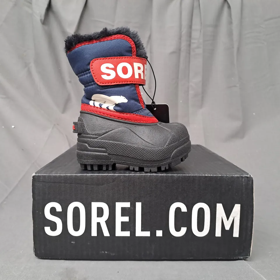 BOXED PAIR OF SOREL TODDLER SNOW COMMANDER BOOTS IN NAVY/RED/BLACK UK SIZE 3