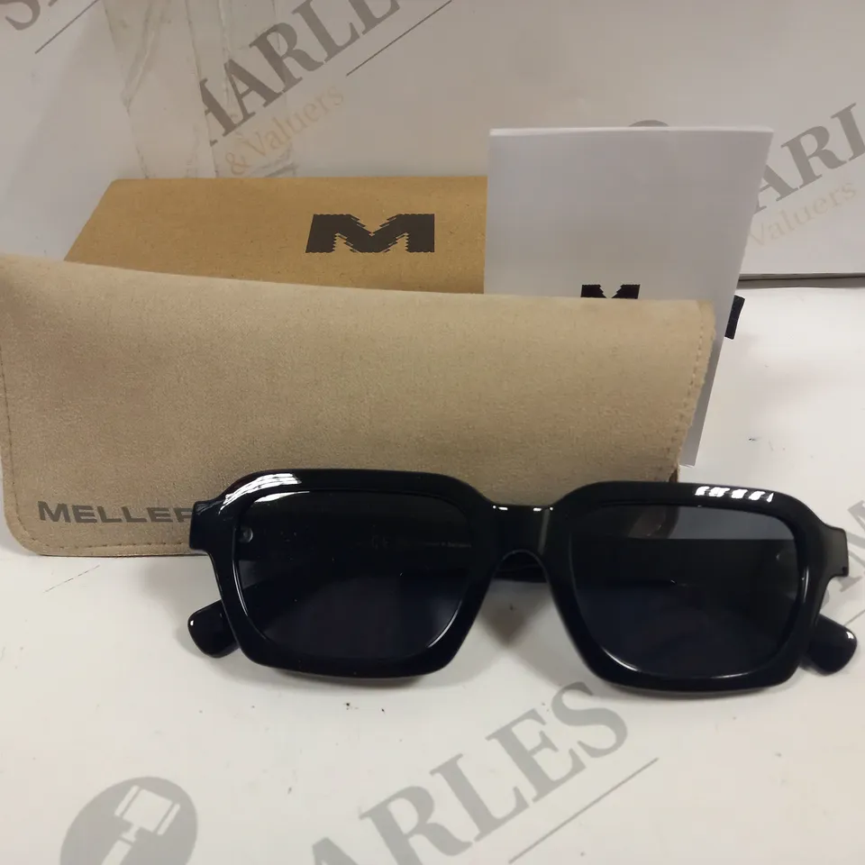BOXED PAIR OF MELLER CHUNKY FRAMED GLASSES
