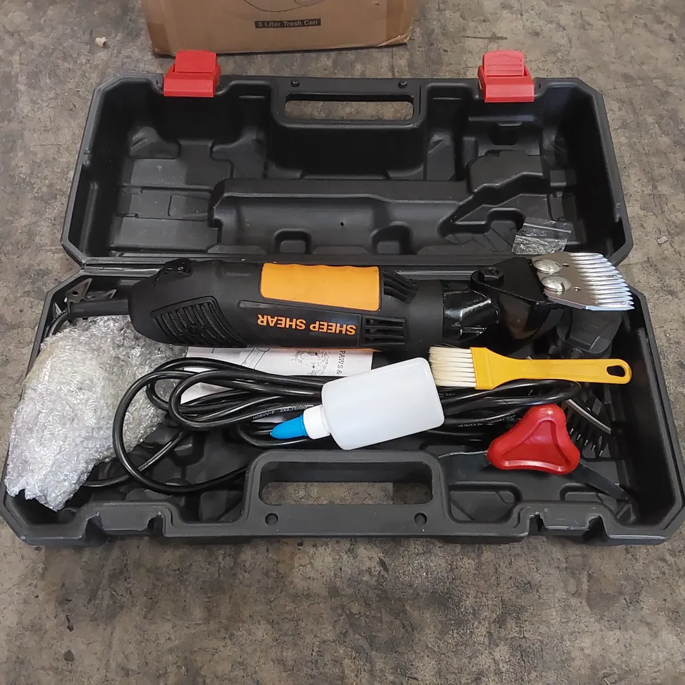 PALLET CONTAINING VARIOUS ASSORTED BOXED HOUSEHOLD ITEMS TO INCLUDE: SHEEP SHEAR, SMALL BINS, FAN LIGHTS, BOXED FURNITURE ETC