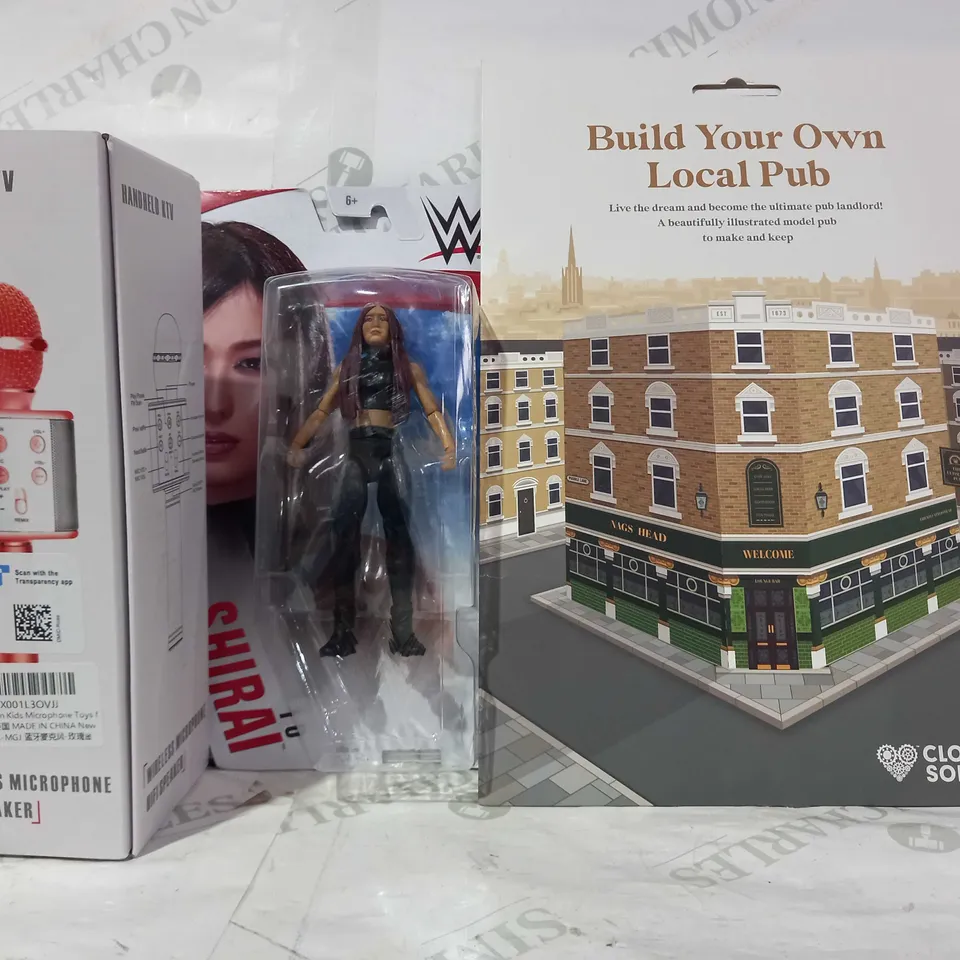 BOX OF APPROXIMATELY 10 ASSORTED TOYS AND GAMES TO INCLUDE BUILD YOUR OWN LOCAL PUB, WWE SHIRAI FIGURE, WIRELESS MICROPHONE HIFI SPEAKER, ETC