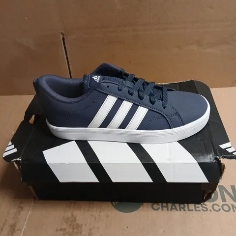 ADIDAS DARK BLUE/WHITE TRAINERS BOXED SIZE 5