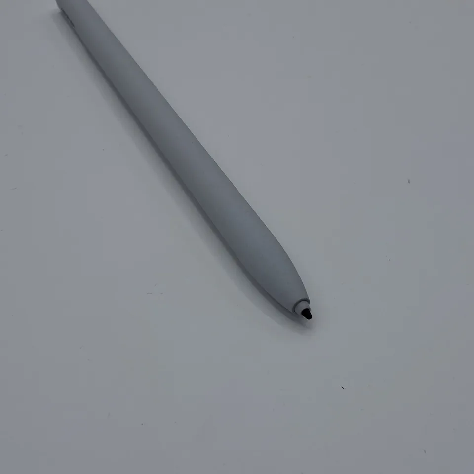 UNBOXED REMARKABLE 2 NOTE TAKING TABLET WITH PEN - RM110