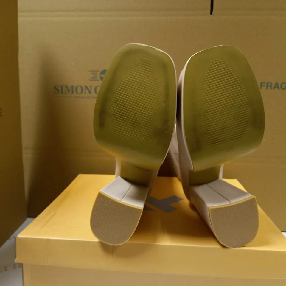 KOI SAGE PLATFORM HEELED ANKLE BOOTS - SIZE 7