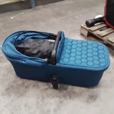ICANDY CARRYCOT