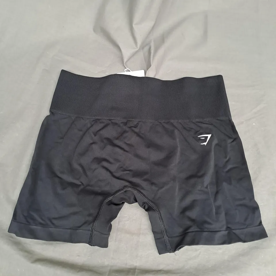GYMSHARK EVERYDAY SEAMLESS SHORT IN BLACK SIZE M