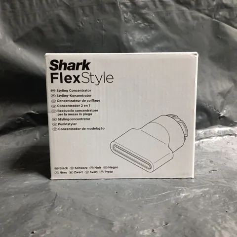 BOXED SHARK FLEXSTYLE STYLING CONCENTRATOR