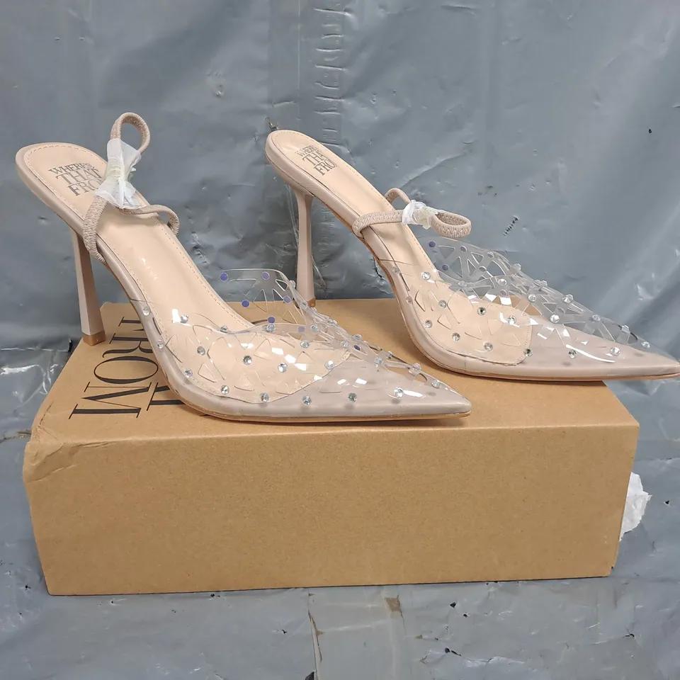 BOXED PAIR OF WHERE'S THAT FROM POINTED TOE HEELED SHOES IN CLEAR SIZE UK 8