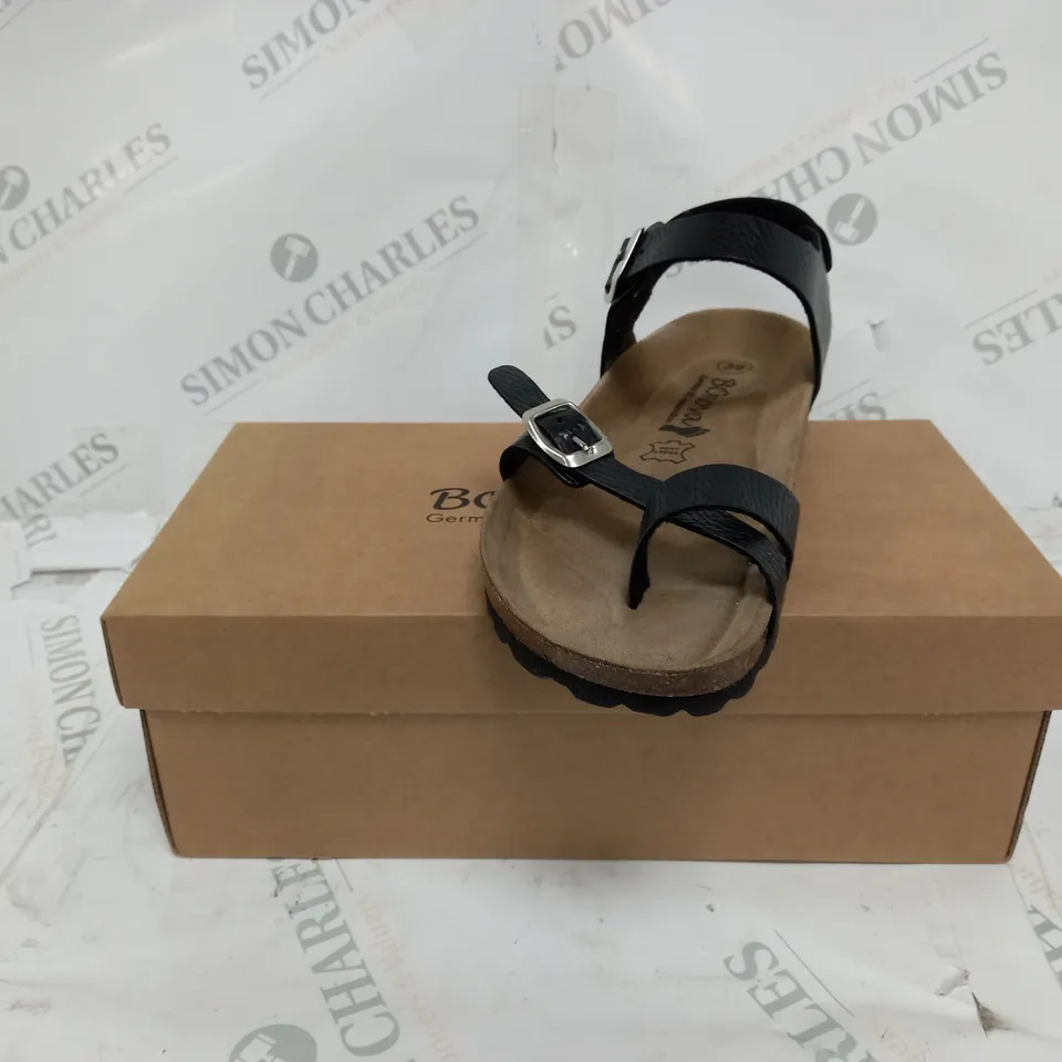 BOXED BONOVA SANDALS IN BLACK COLOUR SIZE 6